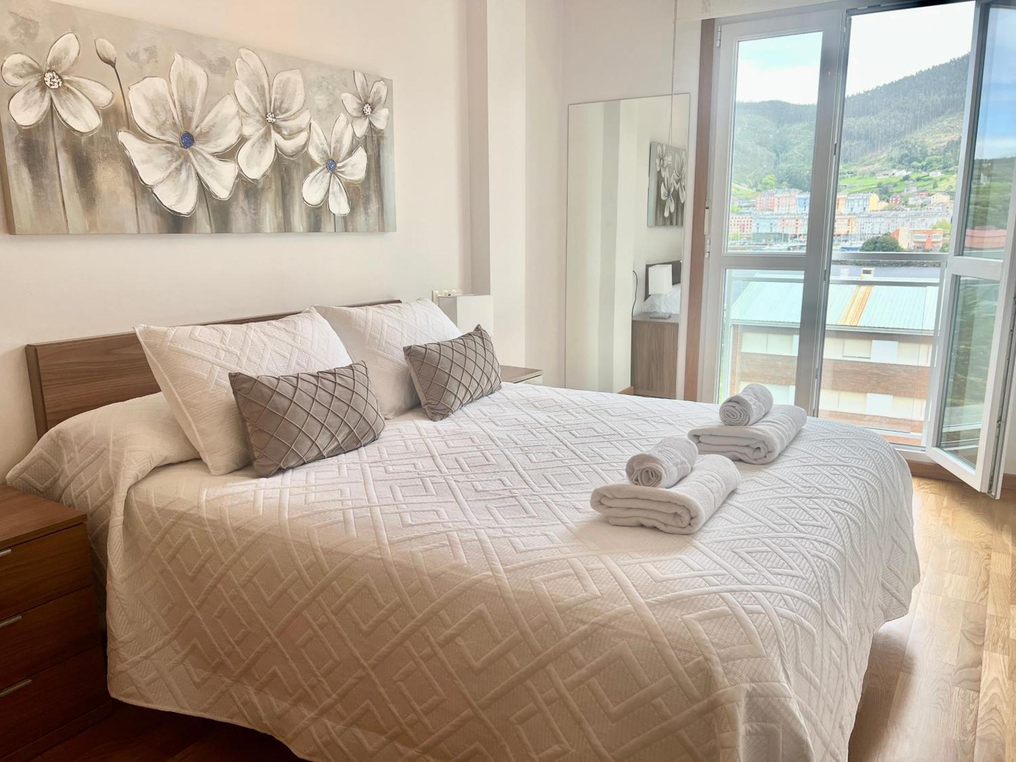 Apartamento Vistas Al Mar Viveiro Buitenkant foto